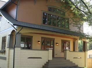 350 W St NW, Vienna, VA 22180