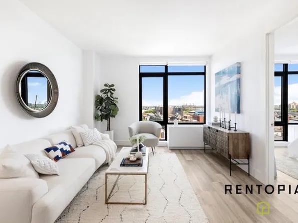 224 East 135th Street image 1 of 17