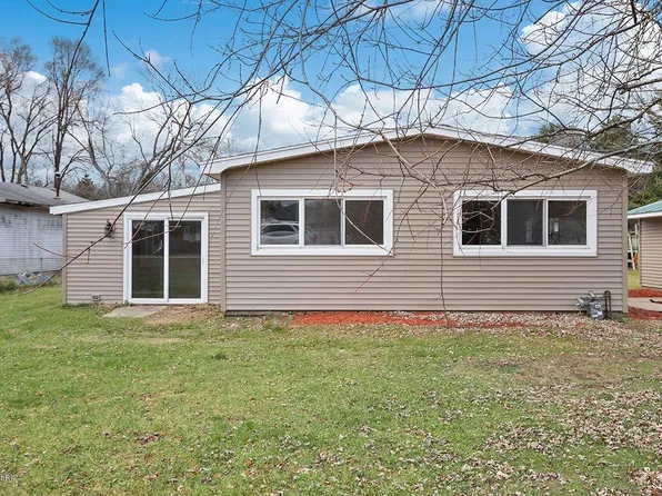 11667 Podunk Ave NE, Greenville, MI 48838