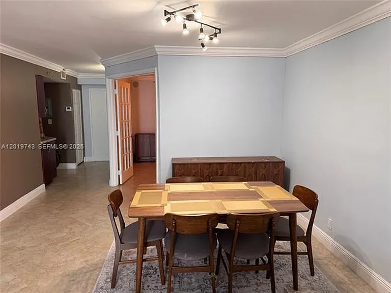2401 Collins Ave #1807 — Photo 21