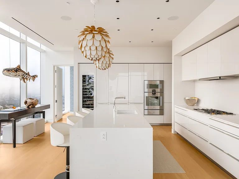 1747 Leonard St #2301 — Photo 9