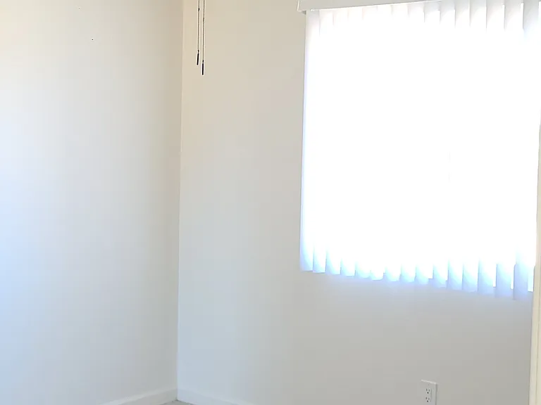 6321 Yucca Ave #E — Photo 8