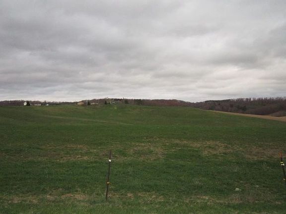 4th image of E4404 Hwy 33
