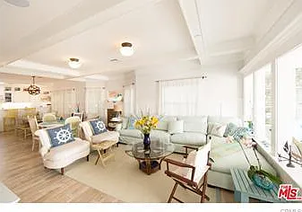 2219 Ocean Ave — Photo 11