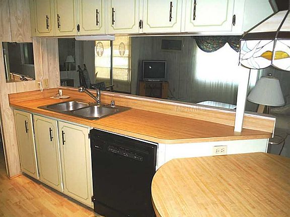 2nd image of 89 Cedar Elm Dr #6
