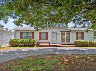 300 Meadowood Dr, Talbott, TN 37877