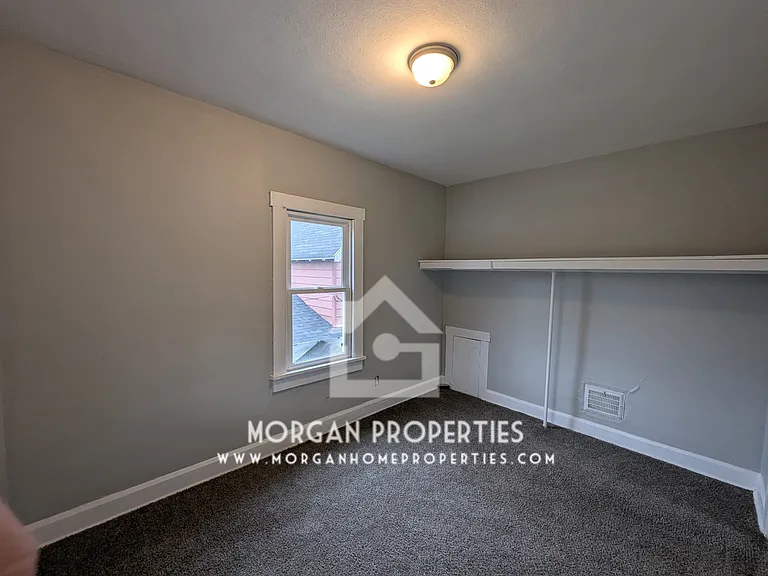1712 Main St — Photo 6