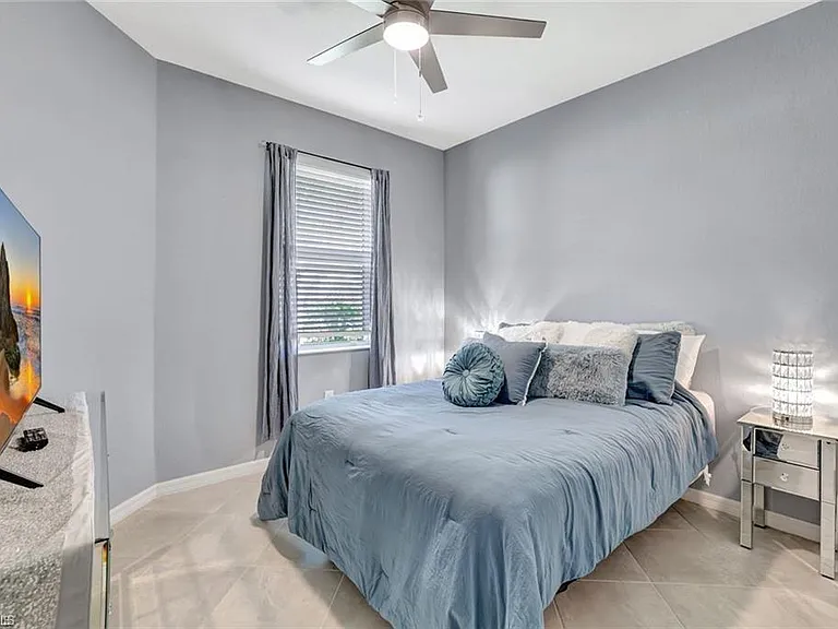 2567 Vine Ave — Photo 14