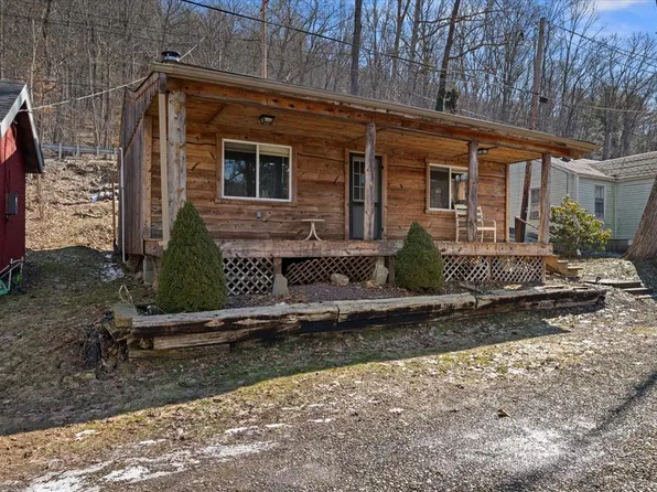 144 Coyote Ln, Tidioute, PA 16351