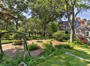 99 Crocker Rd, Barnstable, MA 02630