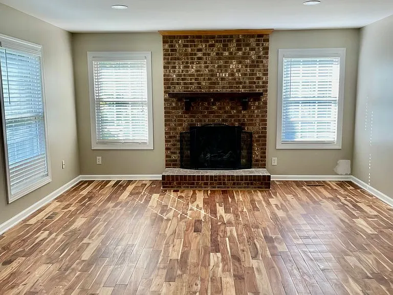 6215 Deep Forest Ln — Photo 5