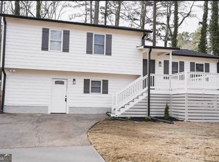 1817 Merry Oak Rd SW, Marietta, GA 30008