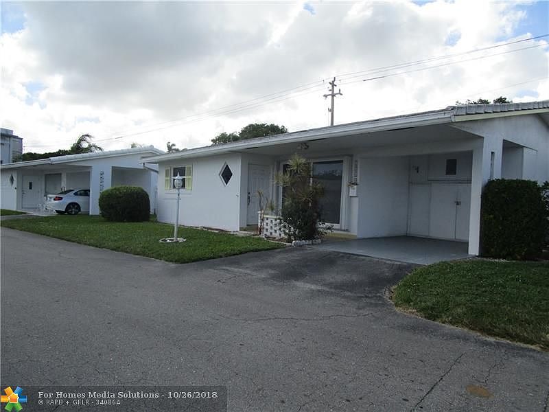 1st image of 2410 Park Ln #103