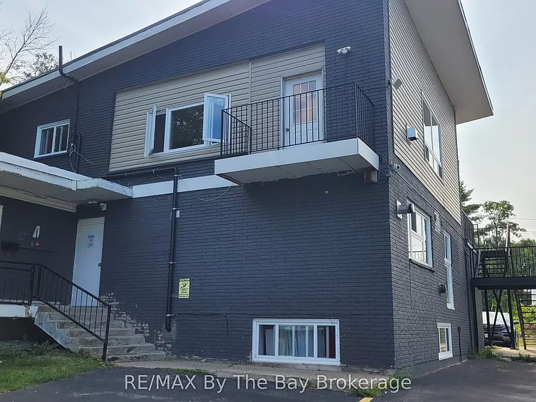 280 River Rd E #C01 — Photo 2