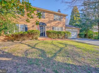 2 Charlesbrooke Rd, Baltimore, MD 21212