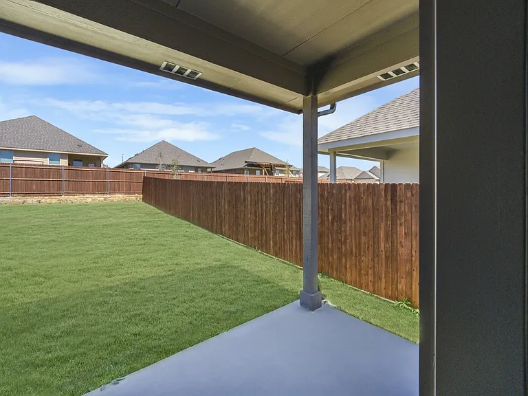 1210 Rockwater Dr — Photo 17