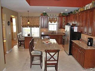 5th image of 65 Meadow Pond Cir