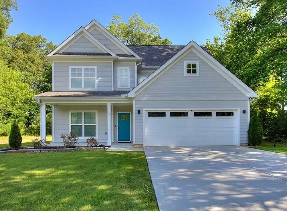 419 McInnes Cir