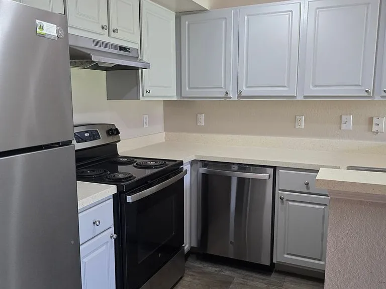 13010 Arbor Isle Dr — Photo 6