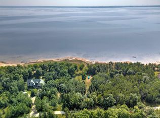 14345 Nahma Shores Dr, Nahma, MI 49864