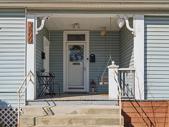 3rd image of 3800 Roanoke Rd