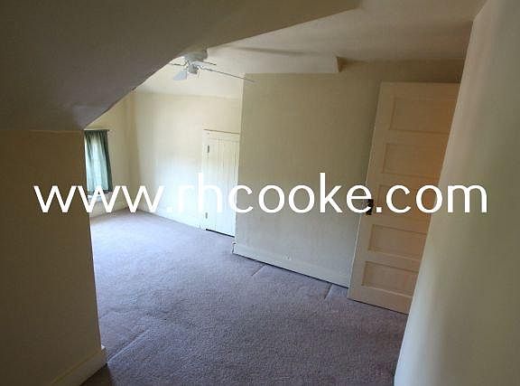 4th image of 849 W Cliff Dr #3