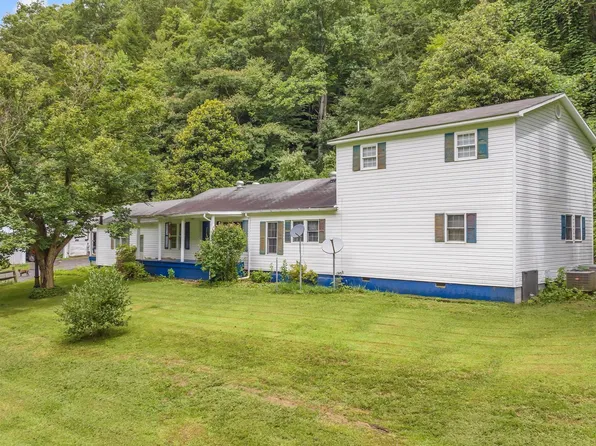 1206 Ivy Lick Branch Rd, Vansant, VA 24656