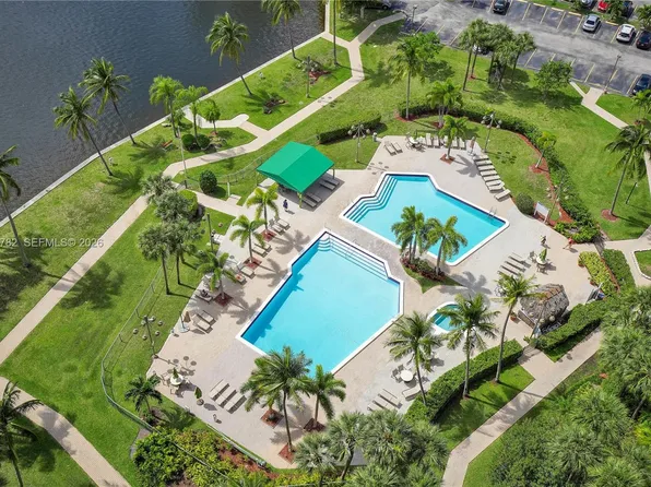 18151 NE 31st Ct, Aventura, FL