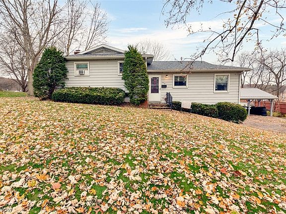 2nd image of 518 Snyder Dr