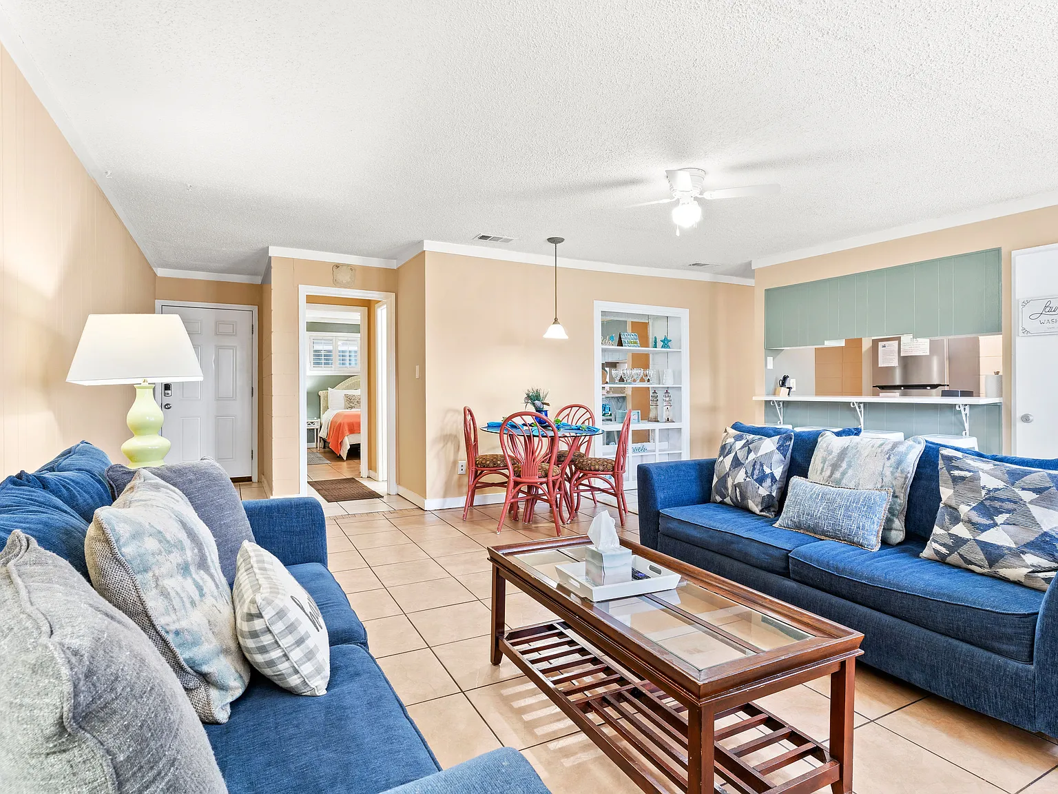 2 bed, 982 sqft, $2,200 — Photo 4