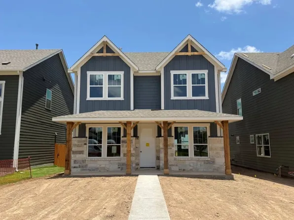 304 Leeland Dr, Liberty Hill, TX 78642