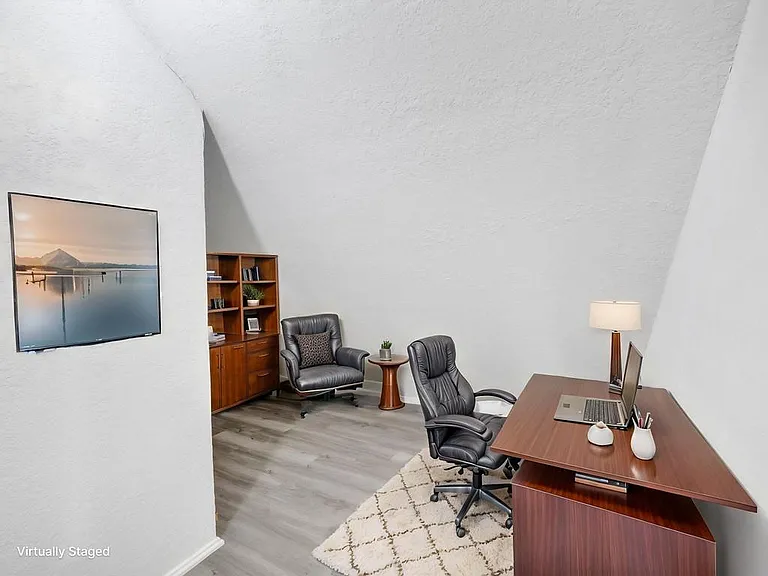 4409 Hillbrook Dr — Photo 38