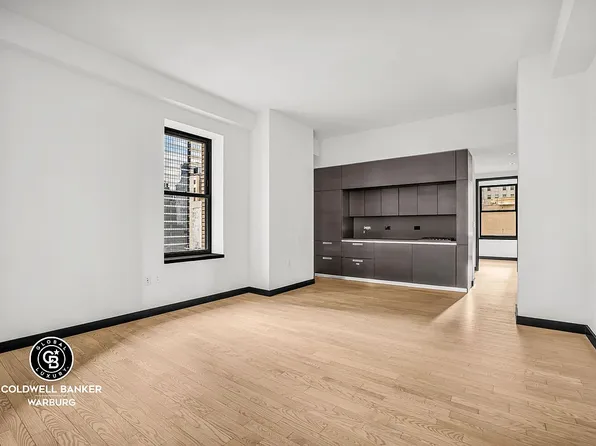 20 Pine St APT 2907, New York, NY 10005