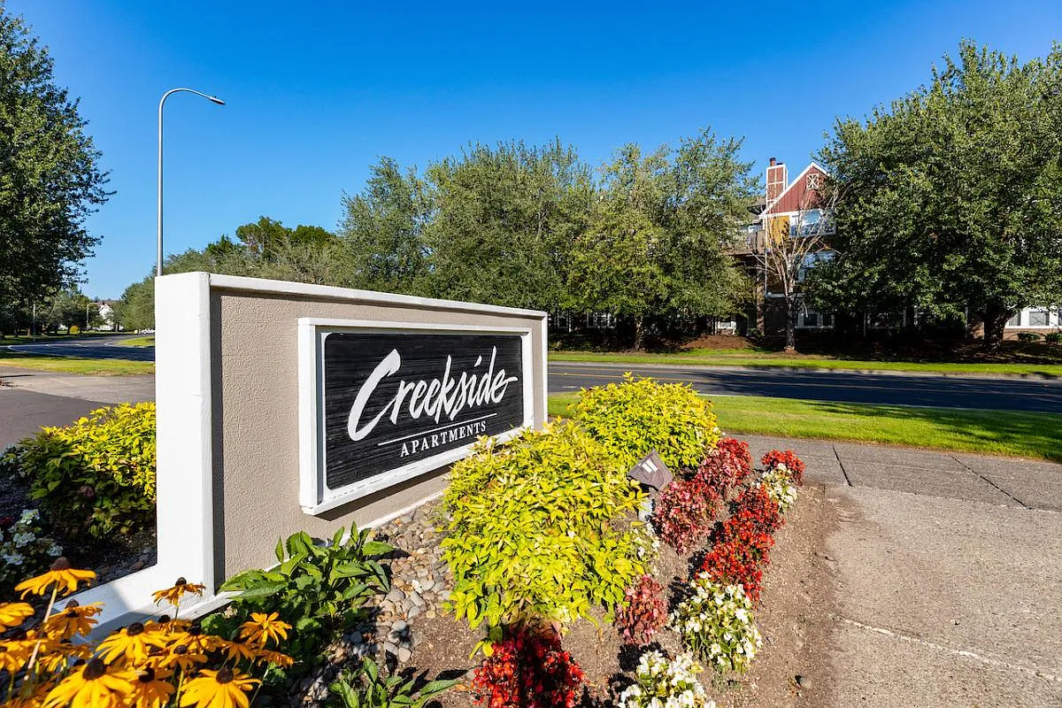Creekside at Tanasbourne Apartments — Photo 1
