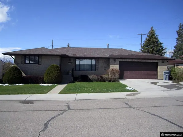 1331 Yalecrest Dr, Rock Springs, WY 82901