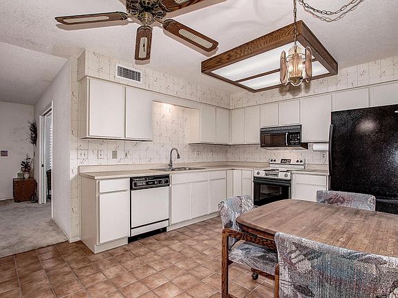 5th image of 2311 S Farnsworth Dr Unit 110