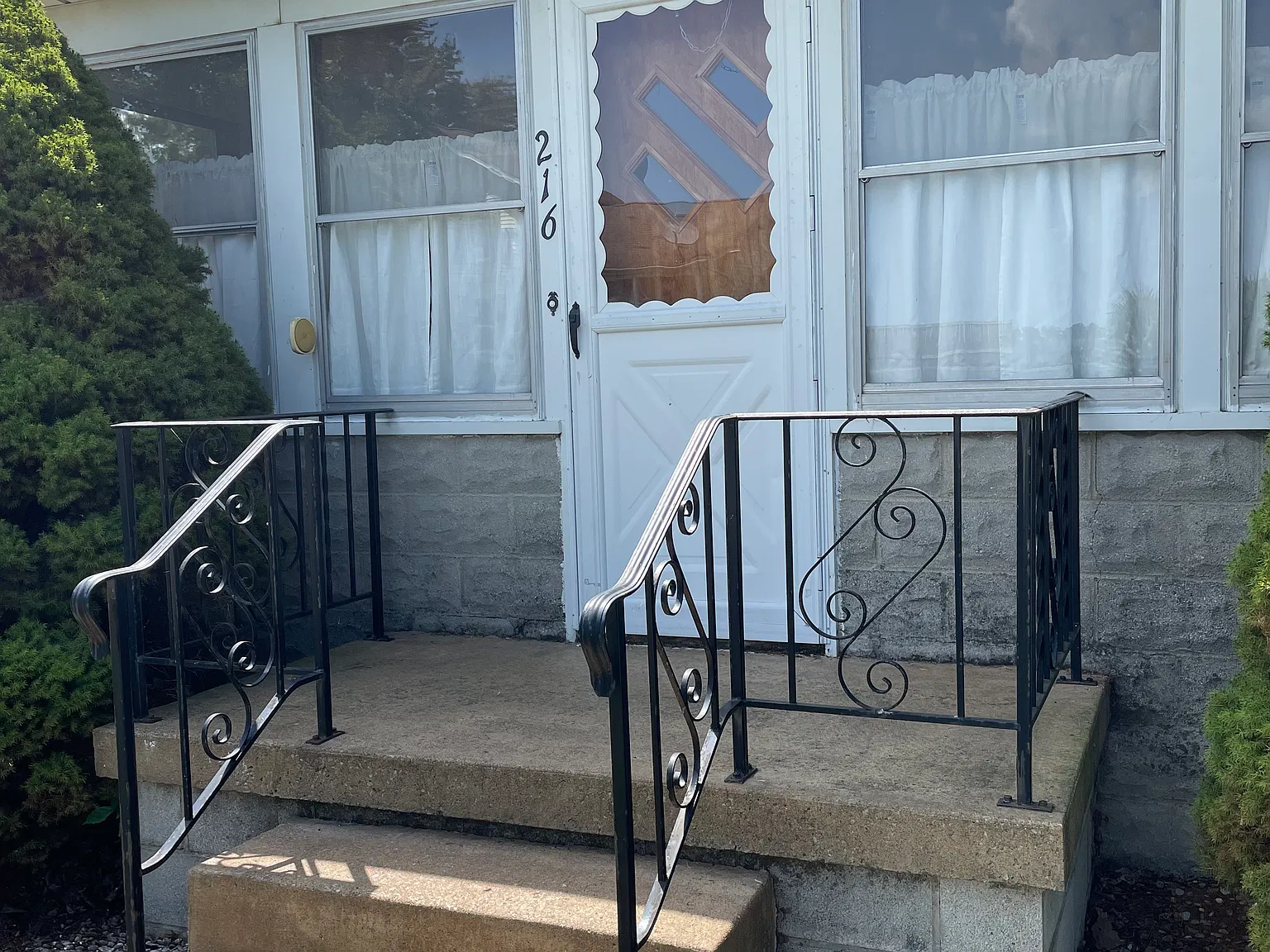 216 Depot St — Photo 3