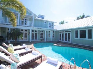 670 Rudder Rd, Naples, FL 34102