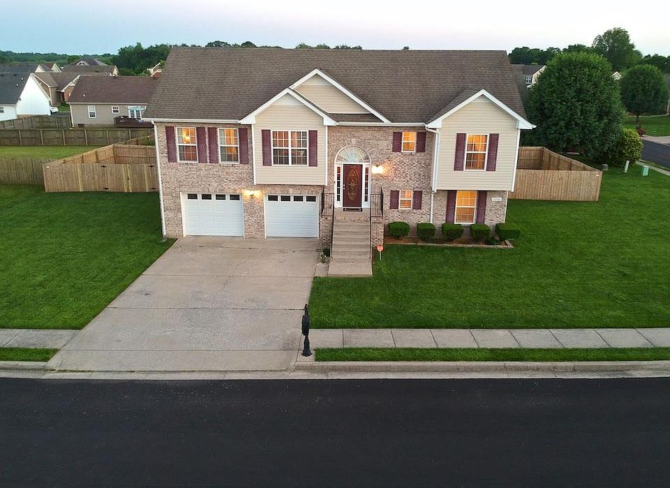 1st image of 1200 Meadow Knoll Ln