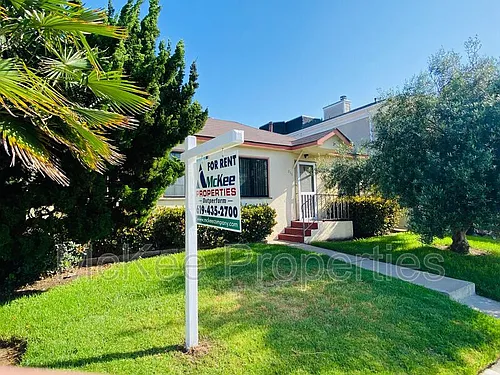 810 1/2 Diamond St Photo 1