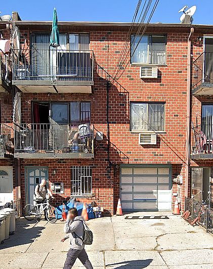1st image of 10821 51st Ave