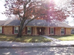 1804 Alexander Dr, Waxahachie, TX 75165
