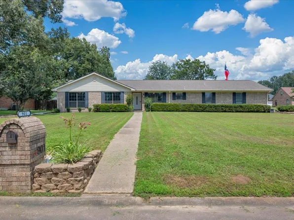 901 Dogwood Ridge Dr, Diboll, TX 75941