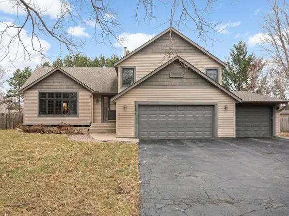 7104 Mourning Dove Rd, Lino Lakes, MN 55014
