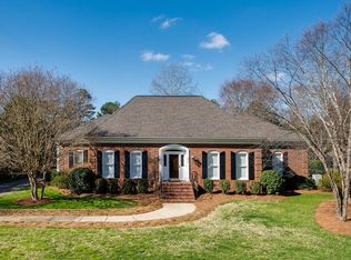 3022 Foxridge Rd, Charlotte, NC 28226