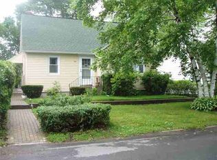 Elizabeth St, Rensselaer, NY 12144