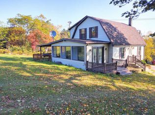 4 Harris Pond Rd, Sweet Valley, PA 18656