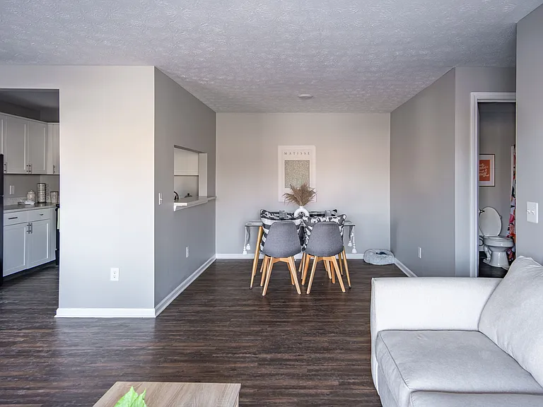 CenterPointe Apartments & Townhomes — Photo 6