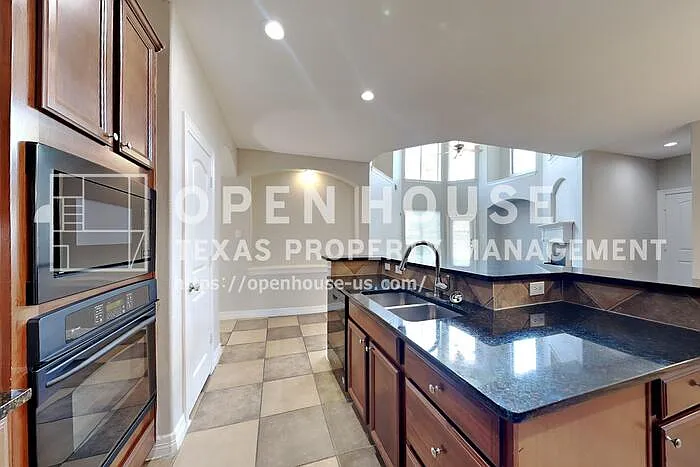 11154 Monarch Dr — Photo 7