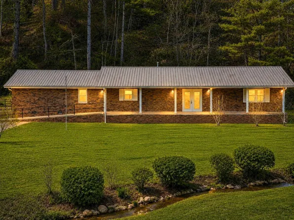 208 Murdock Spruce, Bakersville, NC 28705